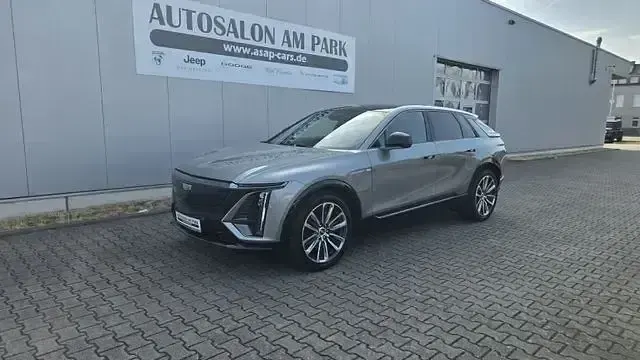 Gebraucht Cadillac LYRIQ 388 kW (528 PS) 2024 Silber SUV
