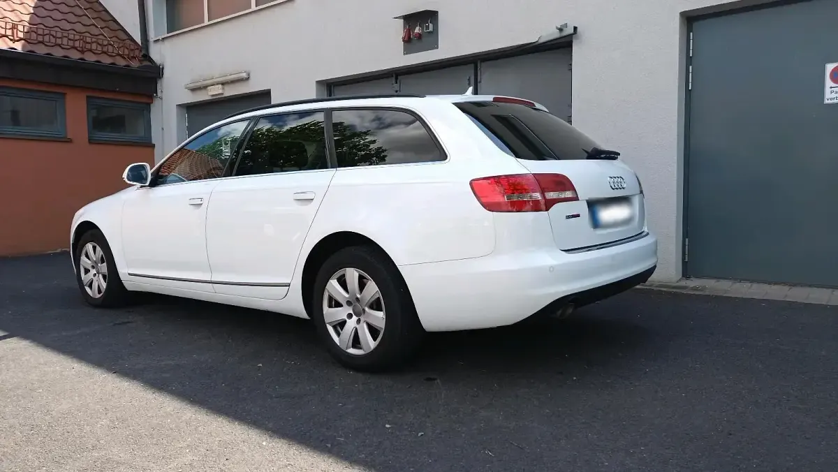 Gebraucht Audi A6 170 PS (125 kW) 2011 Weiß Kombi