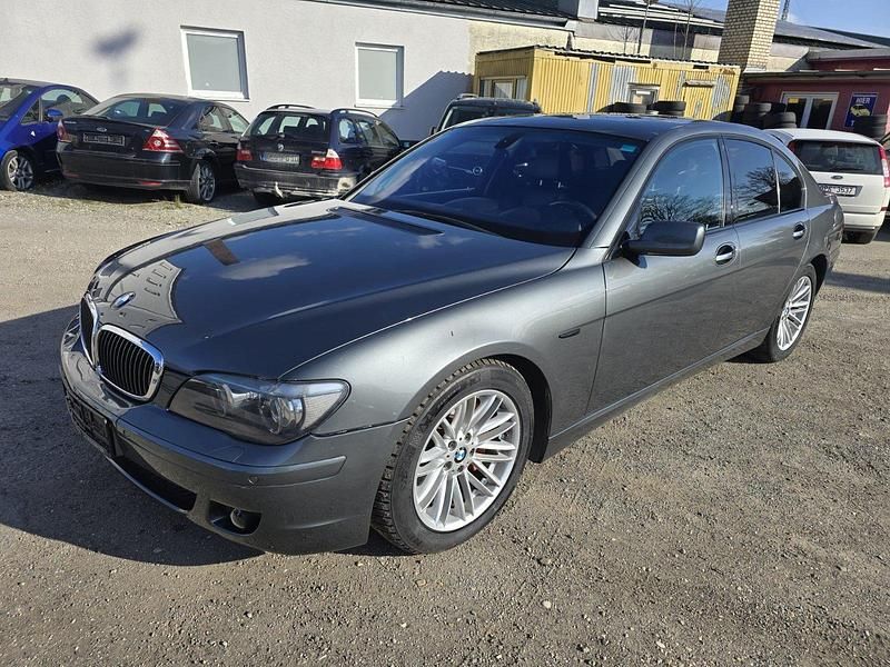 Gebraucht BMW 730 231 PS (169 kW) 2008 Grau Limousine