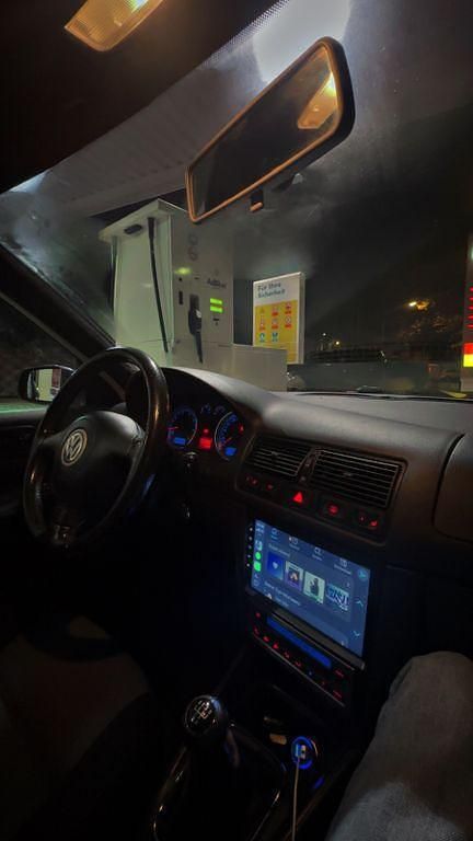 Gebraucht VW Golf IV Pacific 75 PS (55 kW) 2003 Blau Limousine