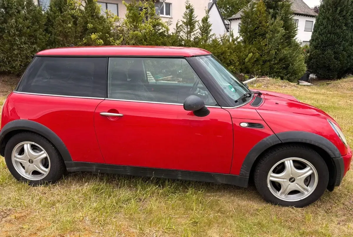 Gebraucht Mini Cooper 90 PS (66 kW) 2003 Rot Kleinwagen