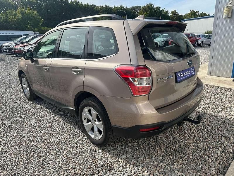 Gebraucht Subaru Forester Active 147 PS (108 kW) 2016 Gold SUV