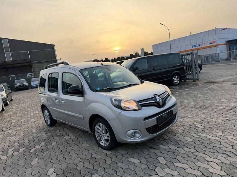 Gebraucht Renault Kangoo Intens 114 PS (83 kW) 2018 Silber Van / Kleinbus