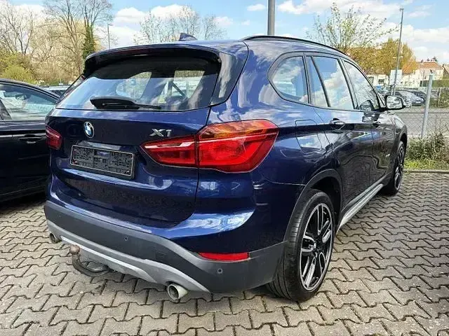 Gebraucht BMW X1 xLine 190 PS (139 kW) 2017 Blau SUV