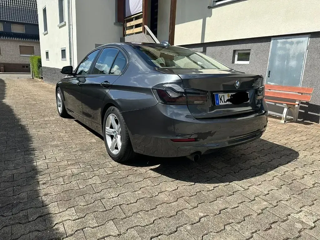 Gebraucht BMW 320 Performance 184 PS (135 kW) 2014 Grau Limousine