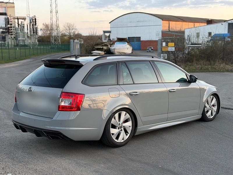 Gebraucht Skoda Octavia RS 184 PS (135 kW) 2016 Grau Kleinwagen