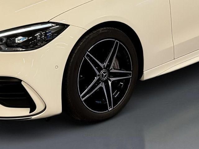 Gebraucht Mercedes C300 AMG 265 PS (194 kW) 2025 Unilack polarweiß Kombi