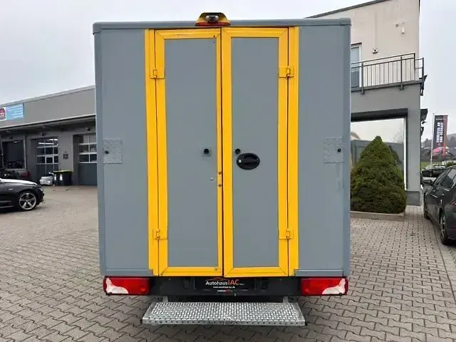 Gebraucht Mercedes Sprinter 95 PS (69 kW) 2012 Grau Van
