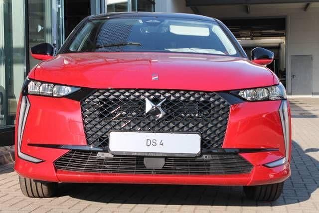 Gebraucht DS Automobiles DS4 Performance 181 PS (133 kW) 2023 Rot Limousine