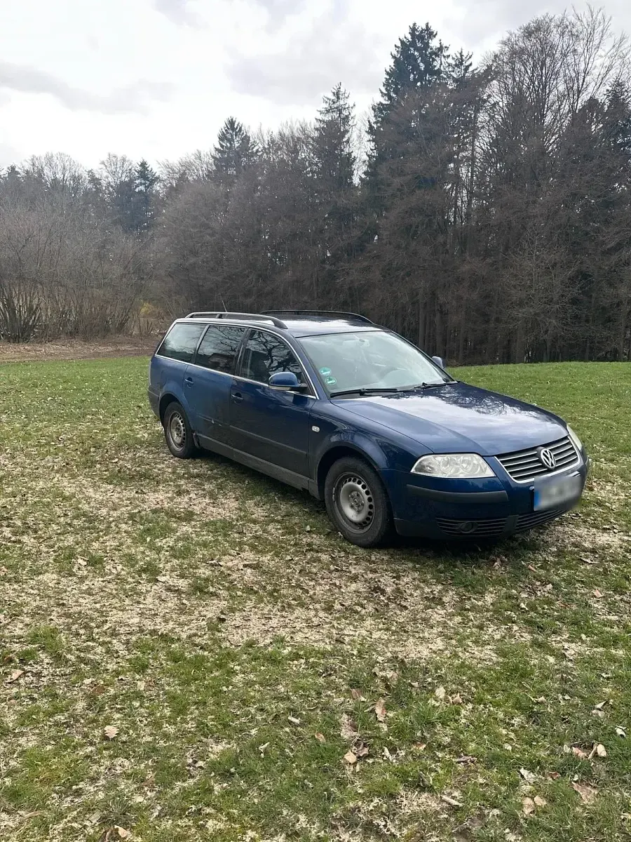 Second-hand VW Passat 102 CP (75 kW) 2004 Albastru Break