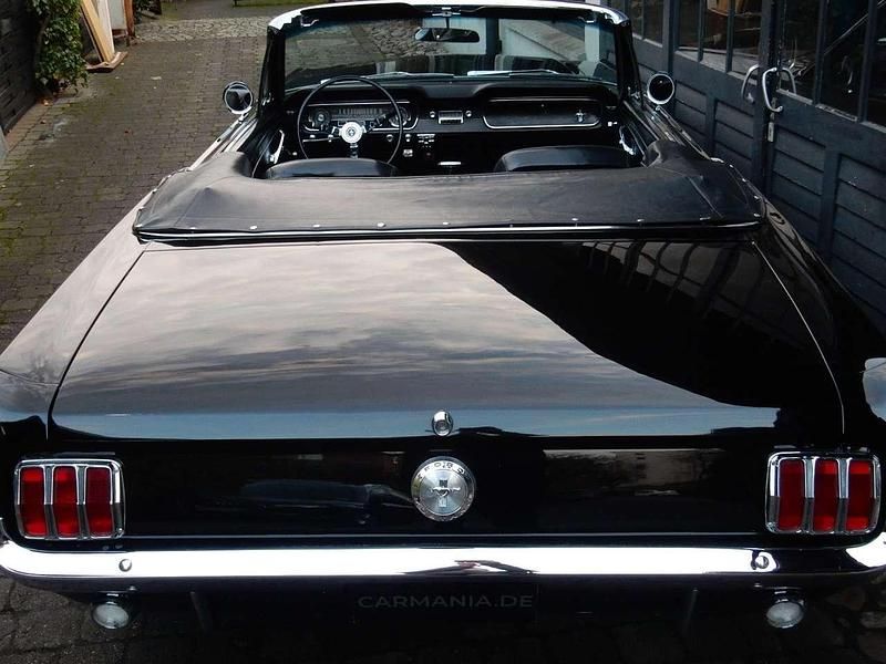 Gebraucht Ford V8 156 PS (114 kW) 1965 Schwarz Cabrio