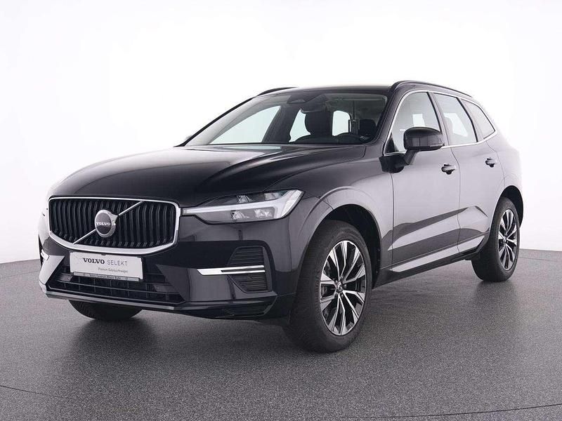 Gebraucht Volvo XC60 Core 197 PS (144 kW) 2023 Schwarz onyx black / metallic SUV