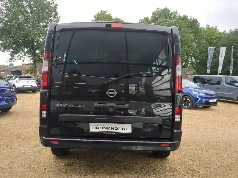 Gebraucht Nissan Primastar Tekna 150 PS (110 kW) 2025 Midnightschwarz Van / Kleinbus