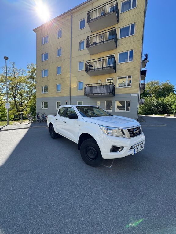 Weiß Gebraucht 2017 Nissan Navara Abholung | 18.200 € (Superpreis) - Bild 1/4
