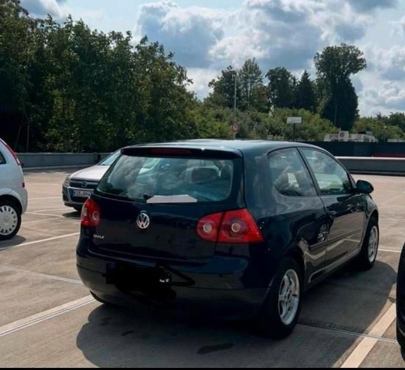 Gebraucht VW Golf V 85 PS (62 kW) 2003 Blau Kleinwagen