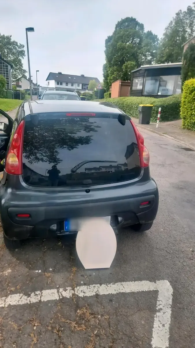 Gebraucht Peugeot 107 68 PS (50 kW) 2009 Schwarz Kleinwagen
