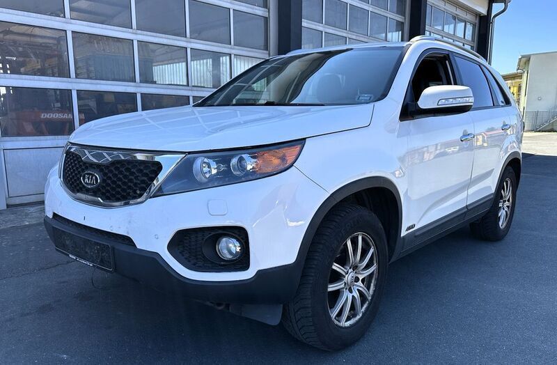 Weiß Gebraucht 2010 Kia Sorento SUV | 4.300 € (Guter Preis) - Bild 1/4