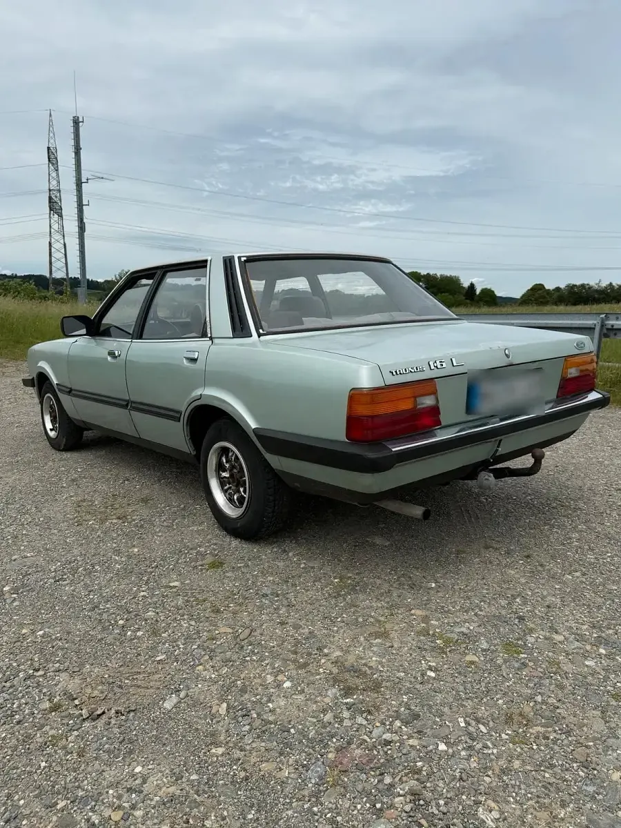 Gebraucht Ford Taunus 73 PS (53 kW) 1982 Grün Limousine