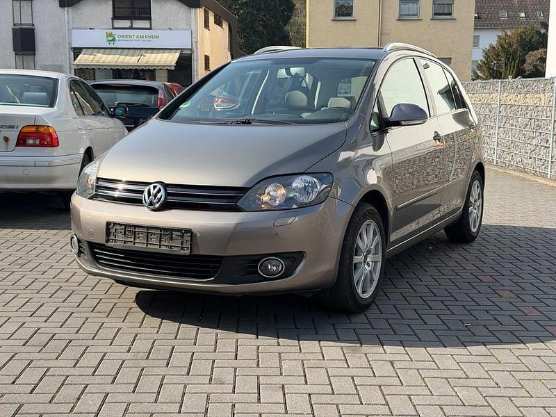 Gebraucht VW Golf Plus Cross 122 PS (89 kW) 2009 Braun Van / Kleinbus
