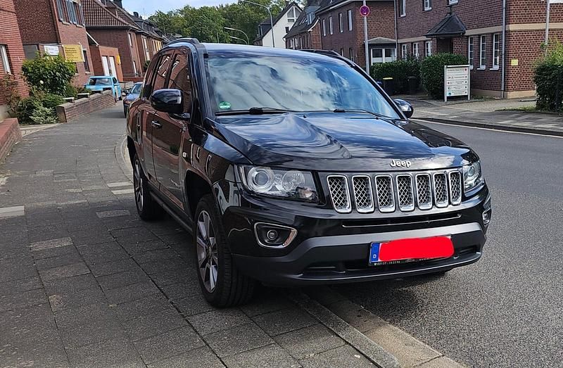 Schwarz Gebraucht 2014 Jeep Compass SUV | 4.600 € - Bild 1/4