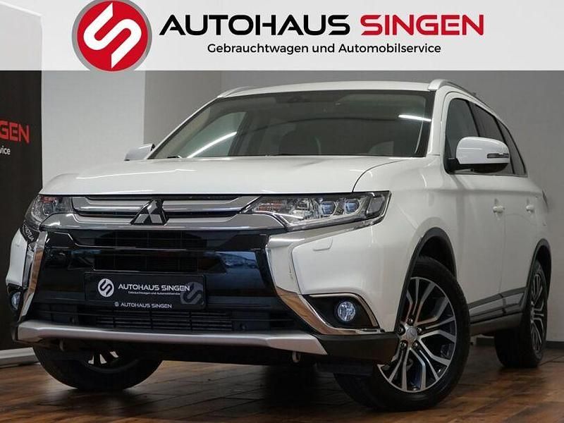 Weiß (andenweiss (s)) schwarz Gebraucht 2016 Mitsubishi Outlander SUV | 12.990 € (Fairer Preis) - Bild 1/4