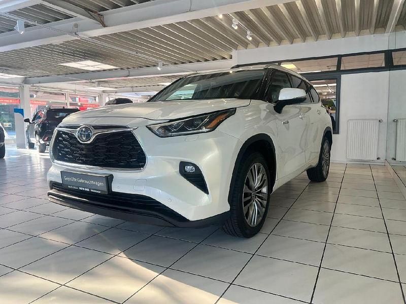 Novaweiß perleffekt Gebraucht 2021 Toyota Highlander Basis SUV | 45.900 € (Fairer Preis) - Bild 1/4