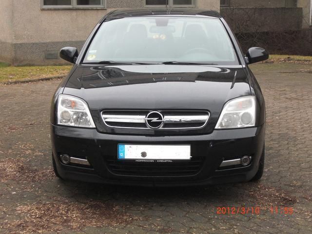 Gebraucht Opel Signum Cosmo 177 PS (130 kW) 2003 Schwarz metallic Kleinwagen