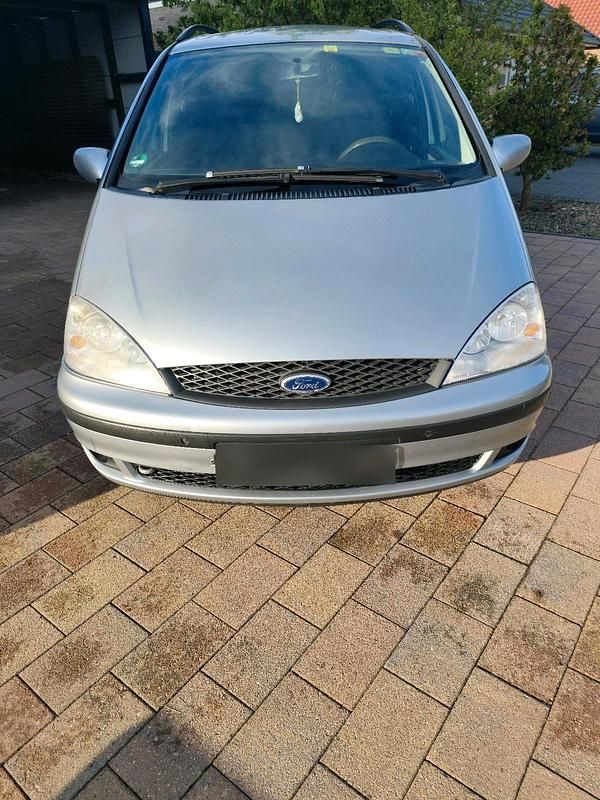 Usata Ford Galaxy 116 CV (85 kW) 2003 Argento Monovolume