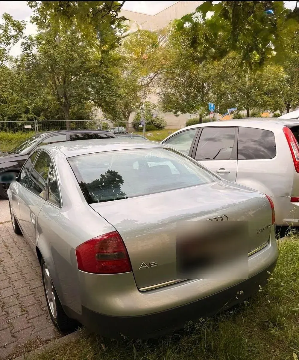 Gebraucht Audi A6 150 PS (110 kW) 1999 Silber Limousine