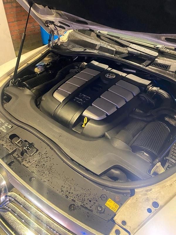 Gebraucht VW Touareg 460 PS (338 kW) 2007 Weiß SUV