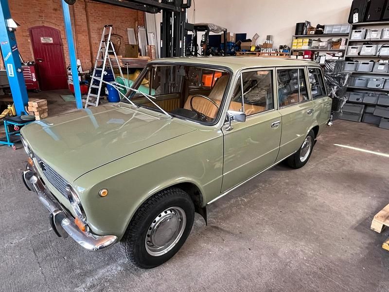 Gebraucht Lada 2102 60 PS (44 kW) 1980 Grün Kombi
