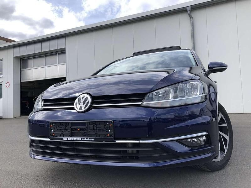 Atlantik blue Gebraucht 2019 VW Golf VII Join Kombi | 22.160 € (Etwas zu teuer) - Bild 1/4