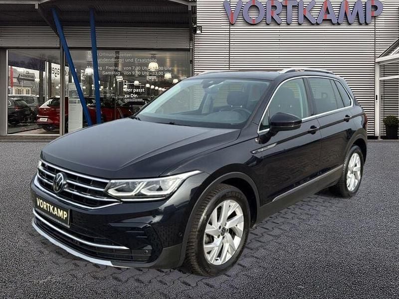 Gebraucht VW Tiguan Elegance 150 PS (110 kW) 2022 Deep black perleffekt SUV