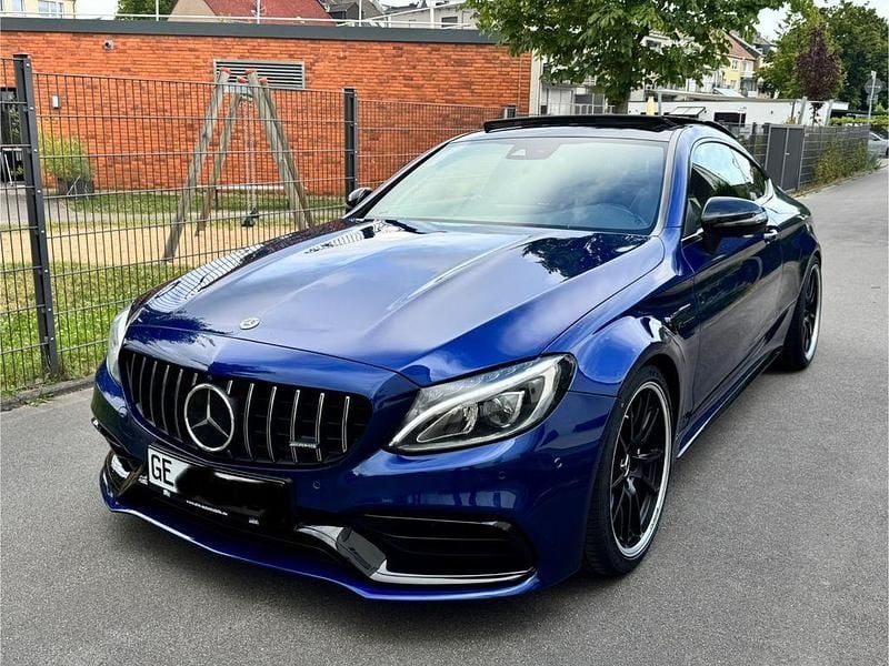 Blau Gebraucht 2017 Mercedes C63 AMG AMG Coupé | 49.900 € - Bild 1/4