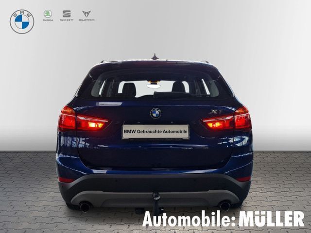 Używany BMW X1 Advantage 192 KM (141 kW) 2017 Niebieski SUV