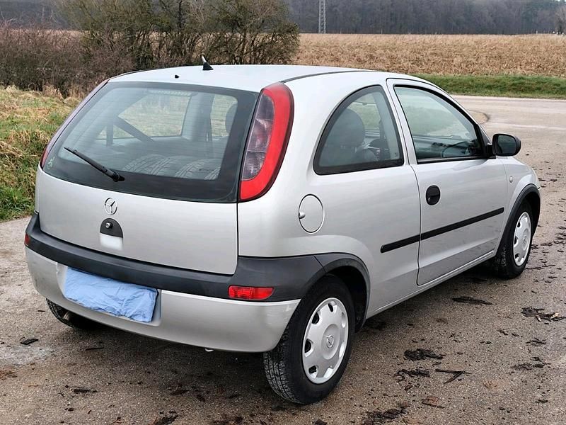 Gebraucht Opel Corsa 59 PS (43 kW) 2001 Silber Kleinwagen