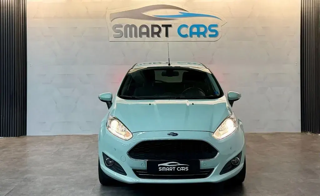 Gebraucht Ford Fiesta Titanium 95 PS (69 kW) 2017 Grün Kleinwagen