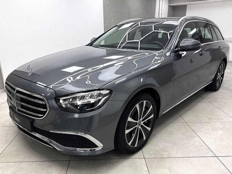 Gebraucht Mercedes E300 Elegance 306 PS (225 kW) 2021 Grau Limousine