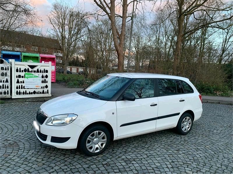Gebraucht Skoda Fabia 75 PS (55 kW) 2011 Weiß Kombi
