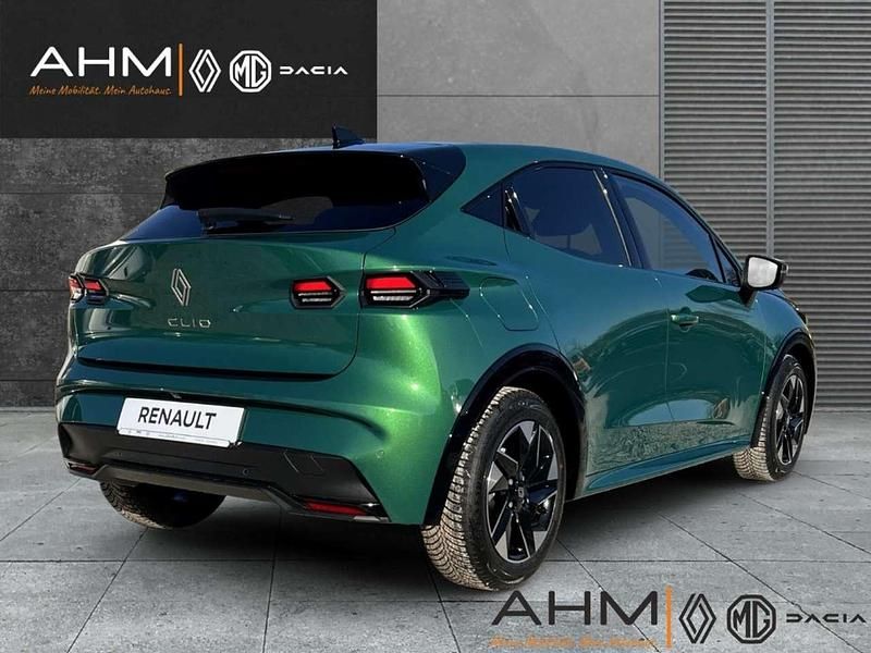 Gebraucht Renault Clio V Techno 114 PS (83 kW) 2026 Gruen Limousine