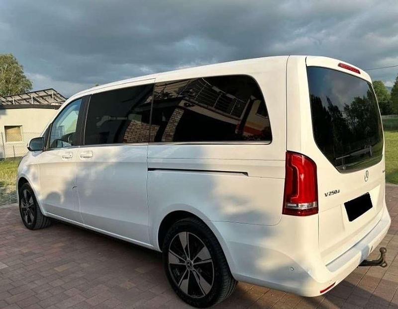 Gebraucht Mercedes E250 Avantgarde 190 PS (139 kW) 2018 Weiß Kombi