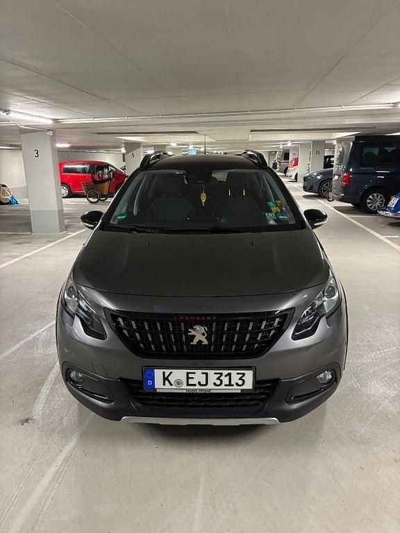 Gebraucht Peugeot 2008 Allure 120 PS (88 kW) 2020 Grau SUV