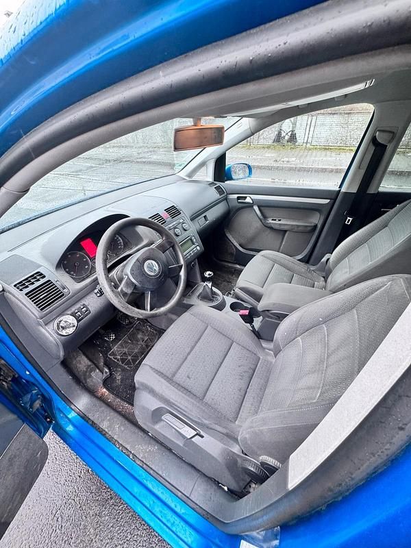Occasion VW Touran 105 ch (77 kW) 2005 Bleue Monospace