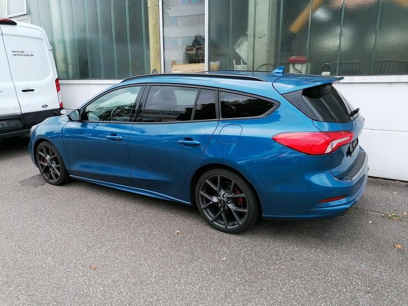 Gebraucht Ford Focus ST 280 PS (205 kW) 2019 Blau Kombi