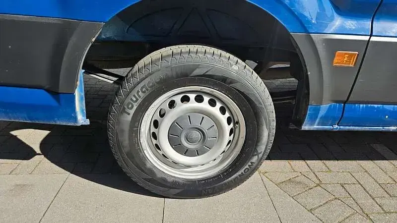 Używany VW Crafter 177 KM (130 kW) 2022 Niebieski Van