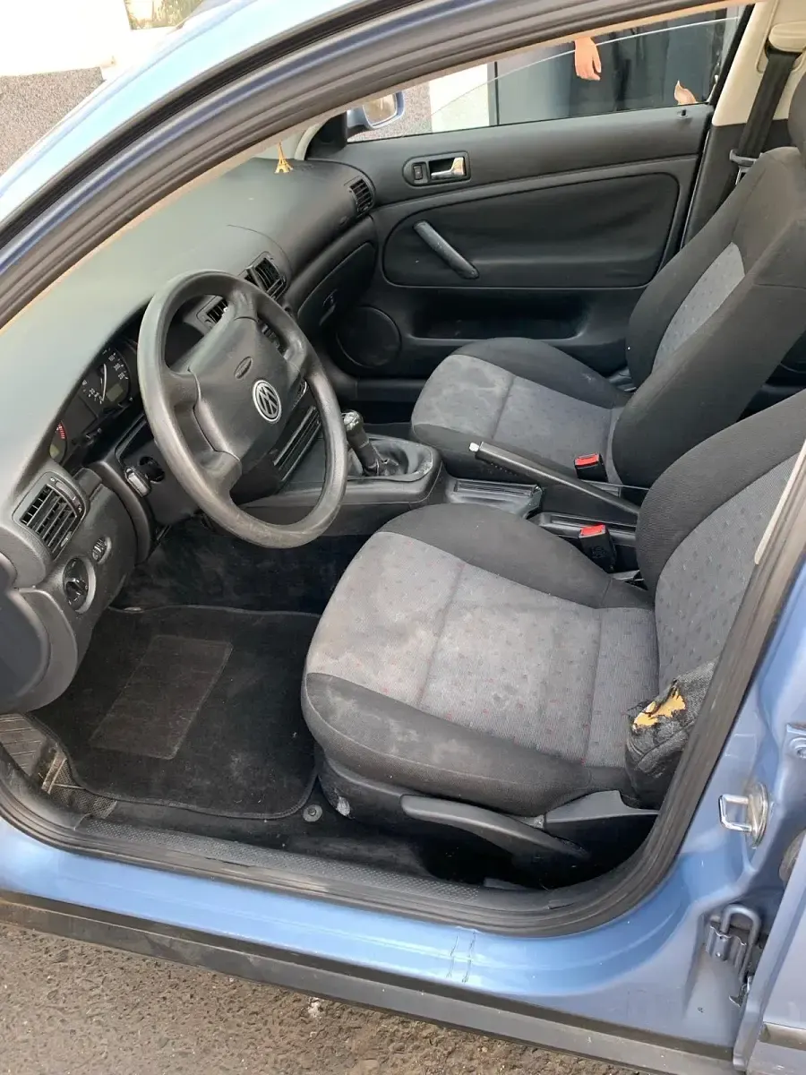 Gebraucht VW Passat 101 PS (74 kW) 1997 Blau Limousine
