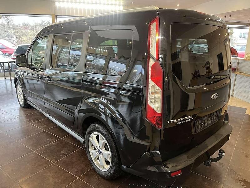 Gebraucht Ford Tourneo Connect Titanium 116 PS (85 kW) 2015 Pantherschwarz metallic Van / Kleinbus