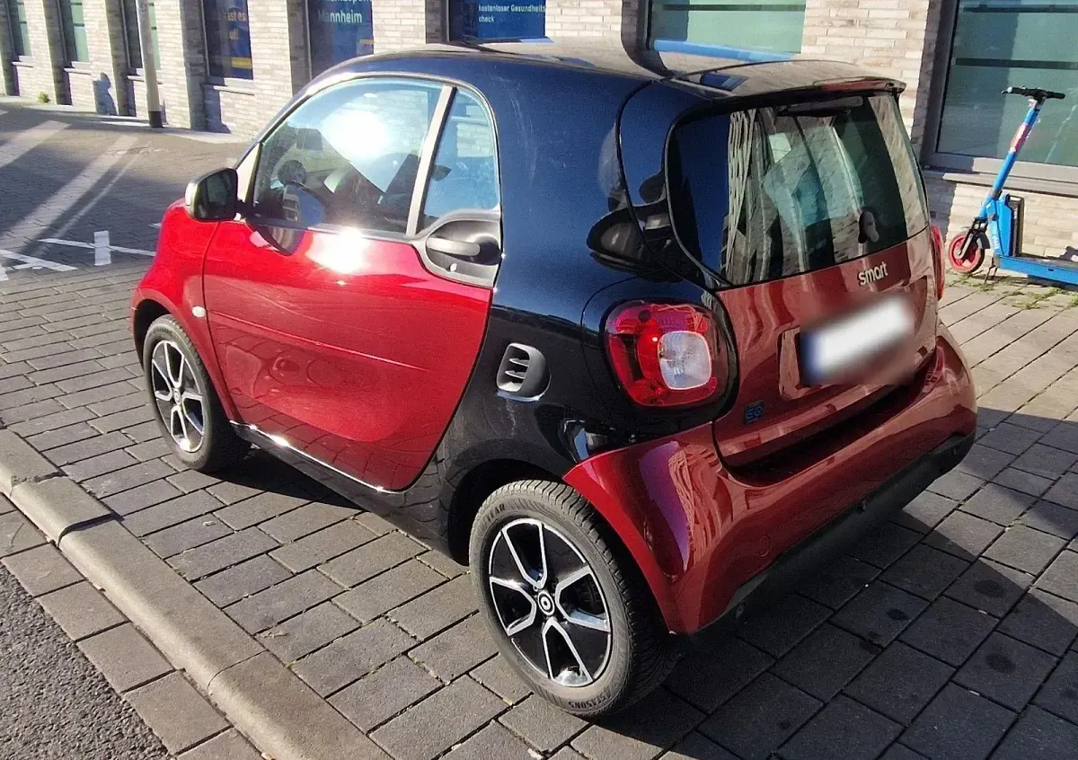 Gebraucht Smart ForTwo Coupé 60 kW (82 PS) 2021 Rot Kleinwagen