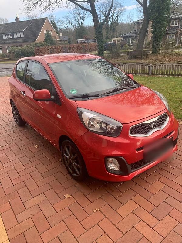 Gebraucht Kia Picanto Attract 69 PS (50 kW) 2012 Rot Kleinwagen