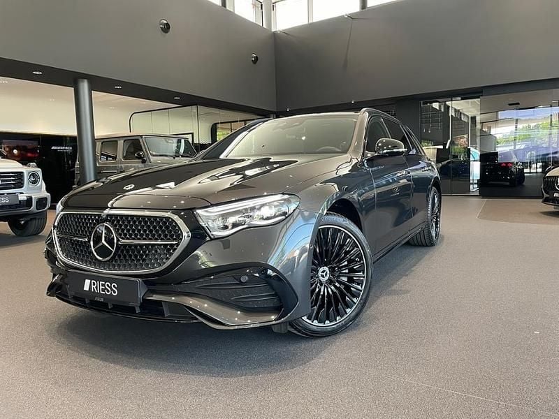 Gebraucht Mercedes E450 AMG 367 PS (269 kW) 2025 Metalliclack graphitgrau Kombi